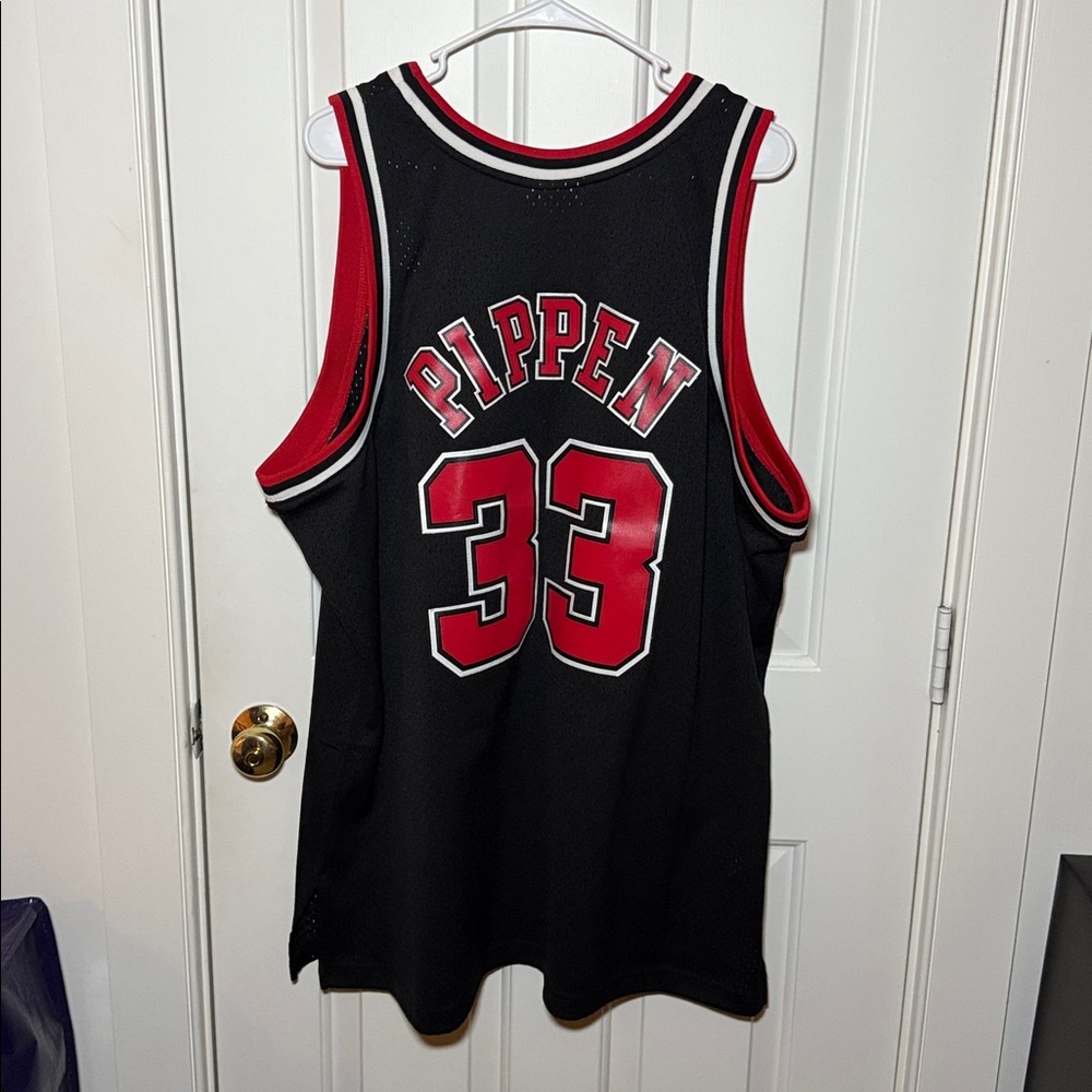 Brand New Mitchell & Ness Scottie Pippen Black Jersey - Picture 8 of 9